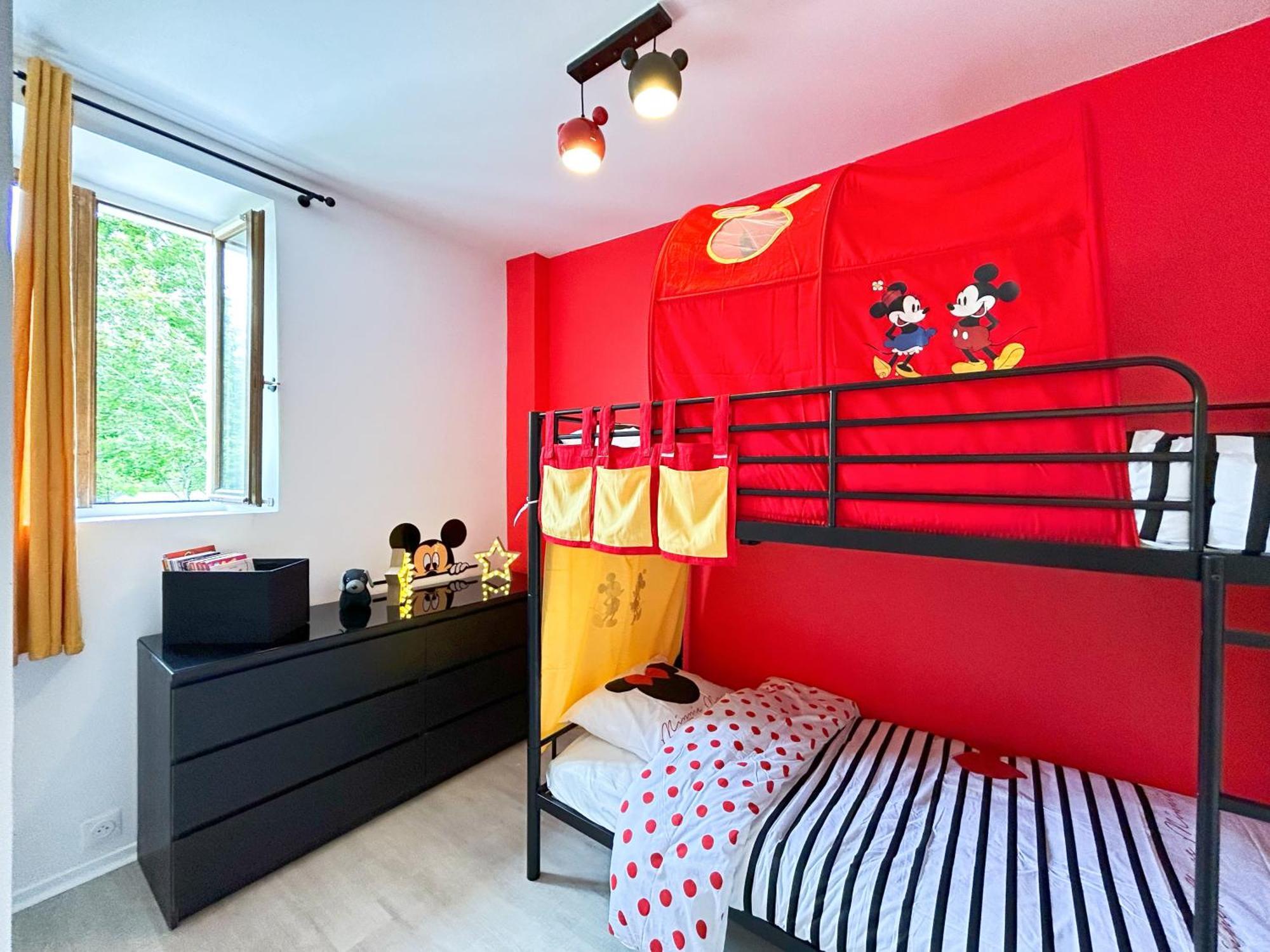 Mikihouse - Disneyland Bailly-Romainvilliers Luaran gambar